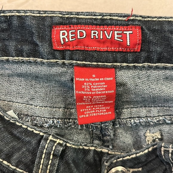 Jeans - Picture 3 of 3